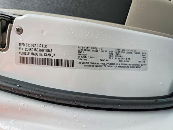 2024 CHRYSLER PACIFICA Touring L — VINS