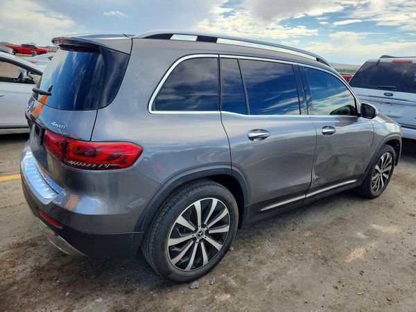 2022 MERCEDES-BENZ GLB