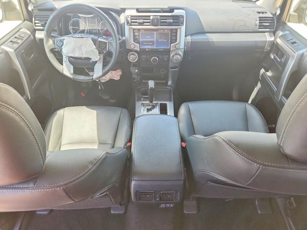 2024 TOYOTA 4RUNNER TRD Sport