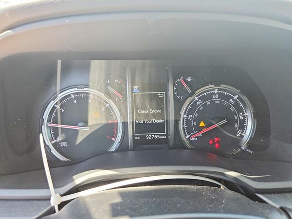 2024 TOYOTA 4RUNNER TRD Sport