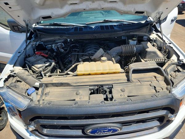 2021 FORD F150 — Engine bay