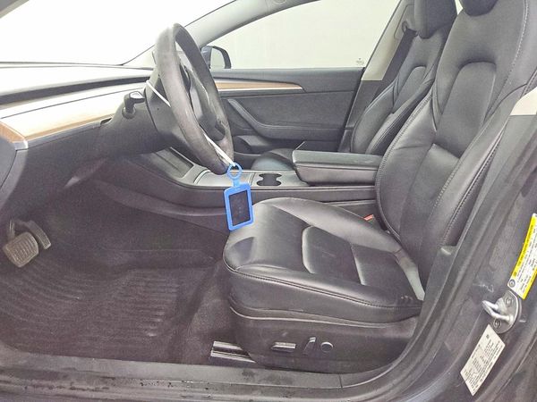 2023 TESLA MODEL 3 — DENT