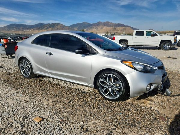 2015 KIA FORTE KOUP TOP (High)