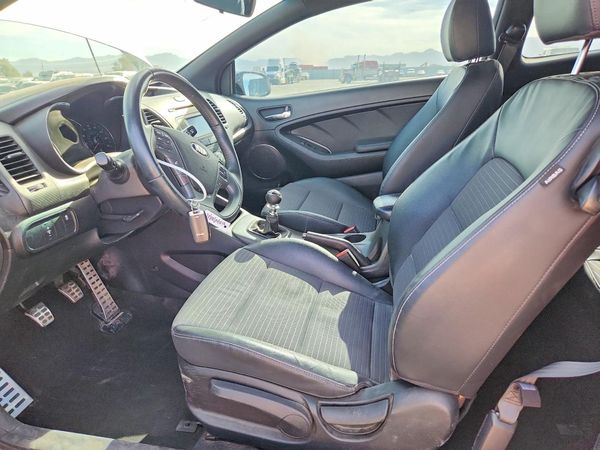 2015 KIA FORTE KOUP TOP (High)