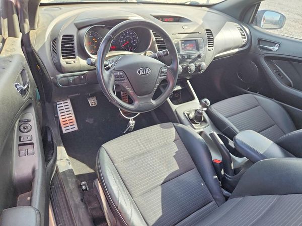 2015 KIA FORTE KOUP TOP (High)