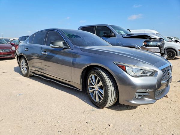 2017 INFINITI Q50
