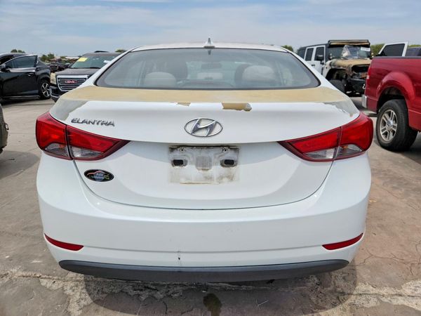 2016 HYUNDAI ELANTRA