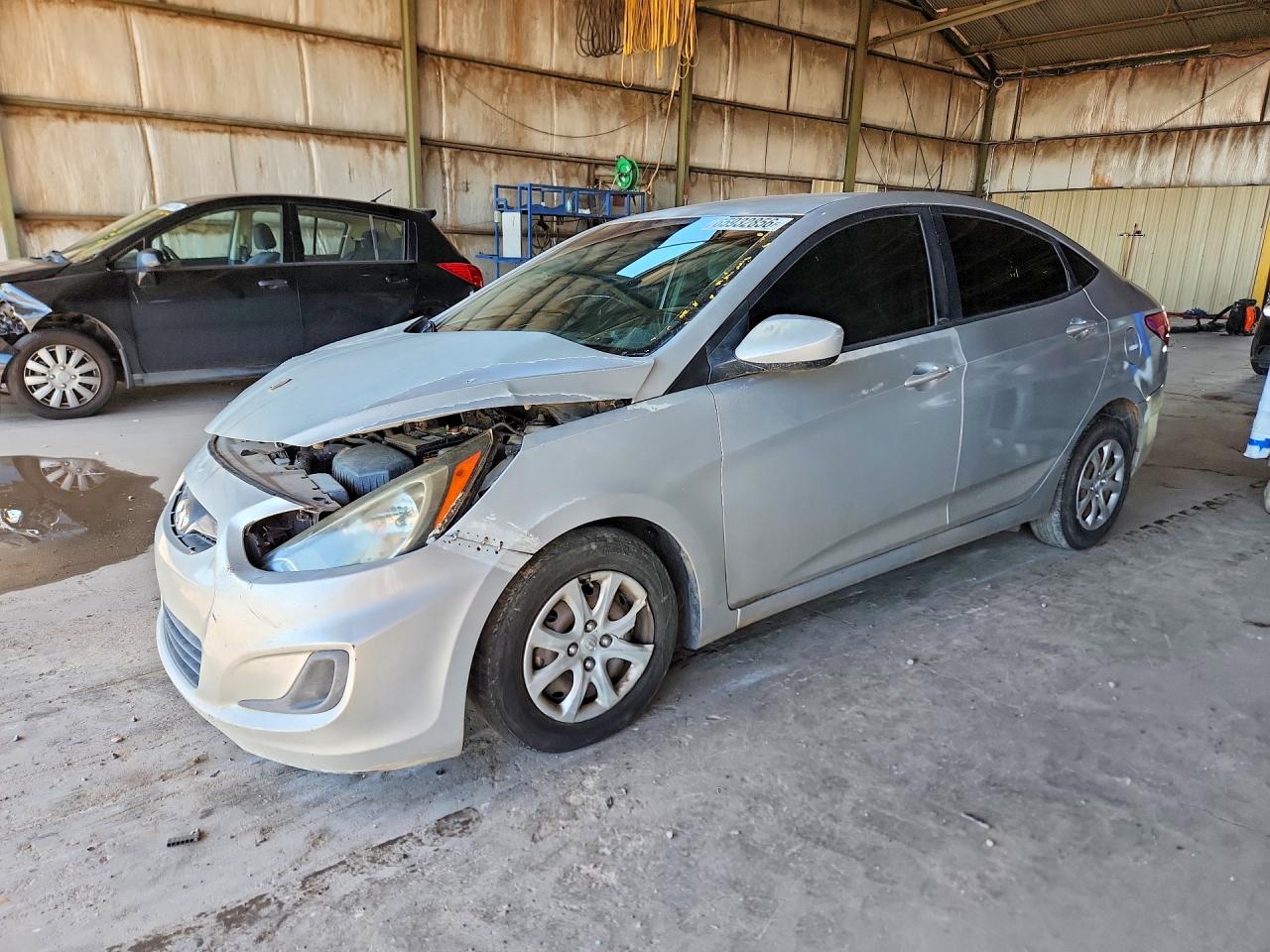 2013 HYUNDAI ACCENT GLS, GS