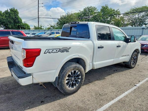 2019 NISSAN TITAN