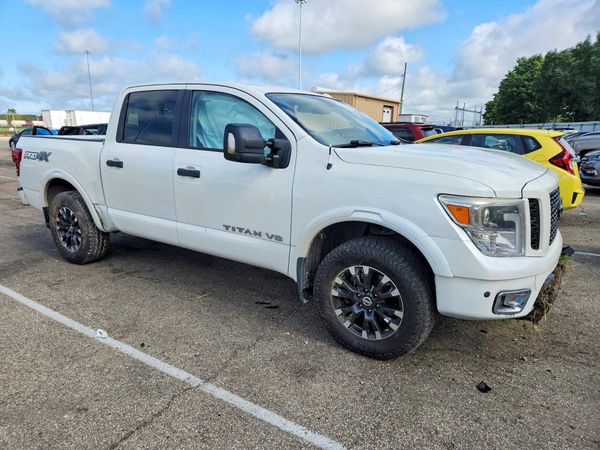2019 NISSAN TITAN