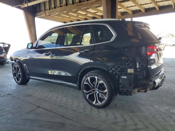 2022 BMW X5