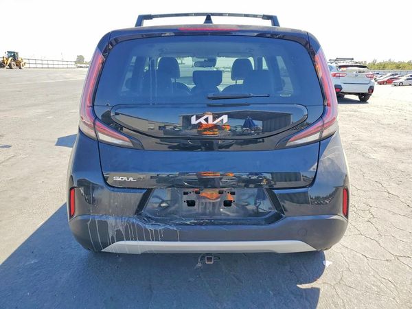 2024 KIA SOUL LX, S