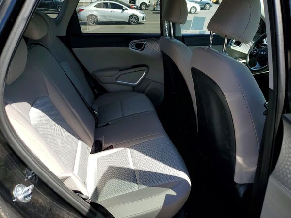 2024 KIA SOUL LX, S