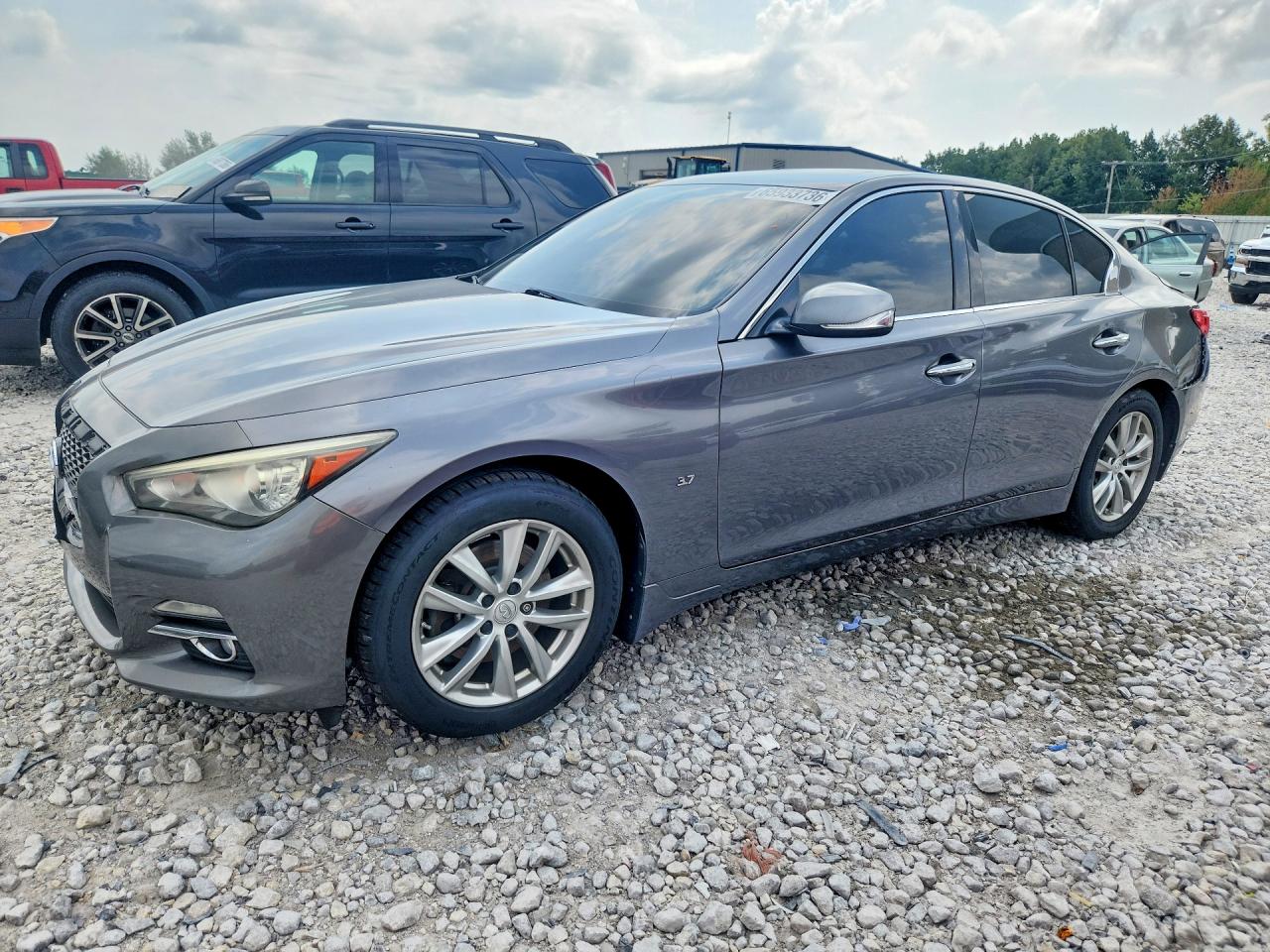 2014 INFINITI Q50