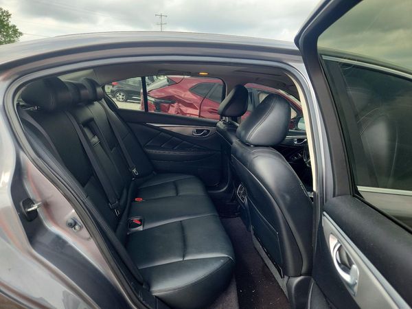 2014 INFINITI Q50