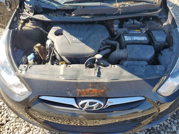 2013 HYUNDAI ACCENT GLS, GS