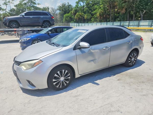 2016 TOYOTA COROLLA