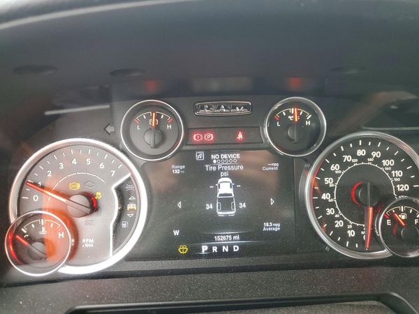 2016 RAM 1500 LARAMIE CREW CAB 4X4