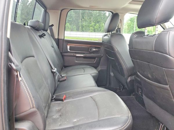 2016 RAM 1500 LARAMIE CREW CAB 4X4
