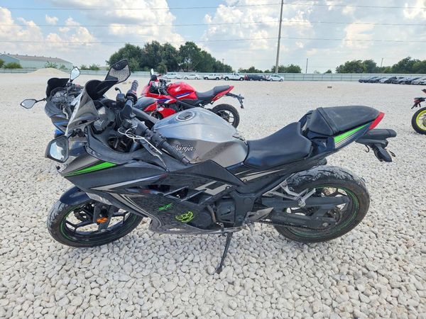 2015 KAWASAKI EX300