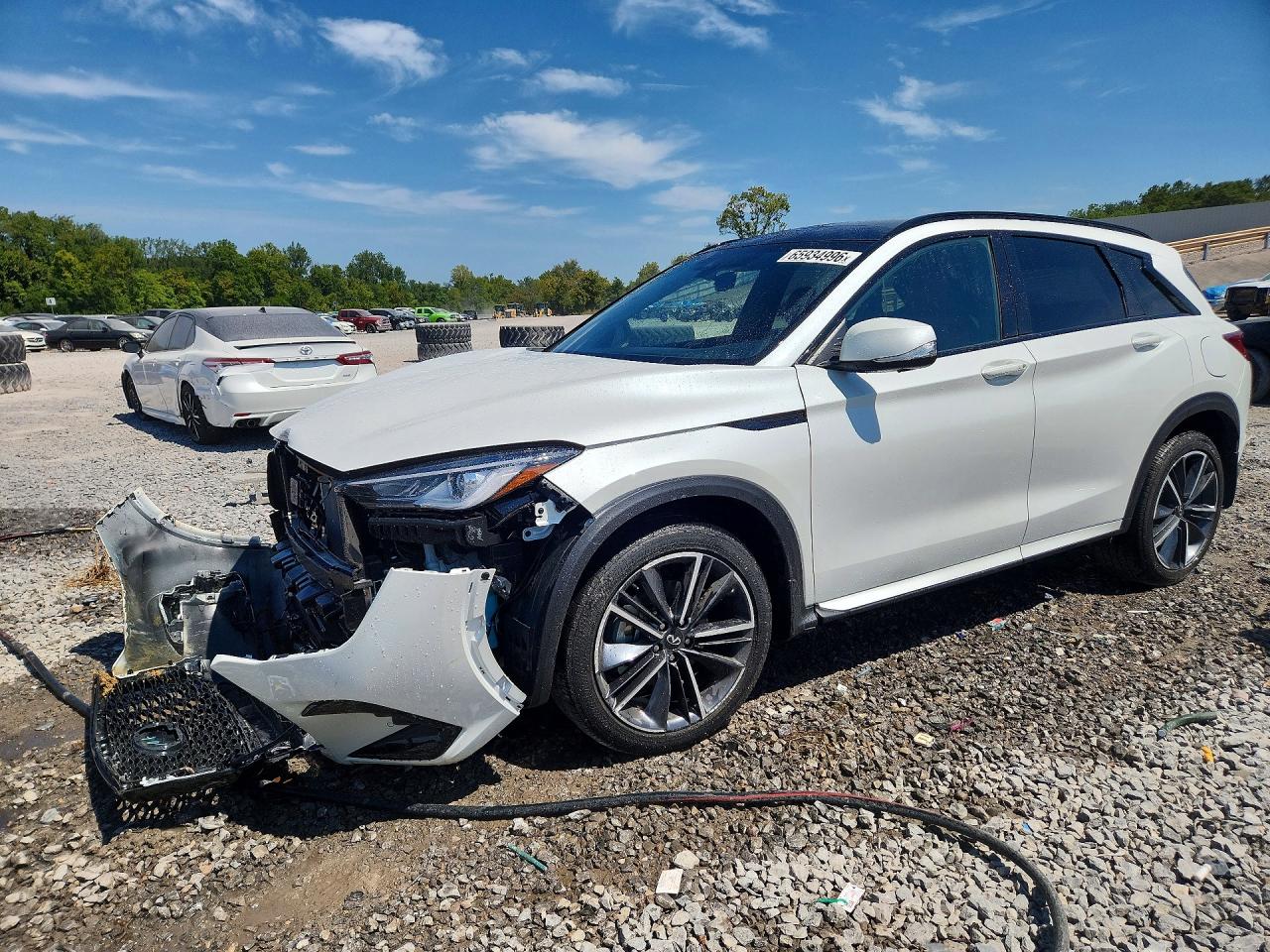 2024 INFINITI QX50 Sport — Front 3/4