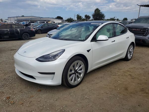 2022 TESLA MODEL 3