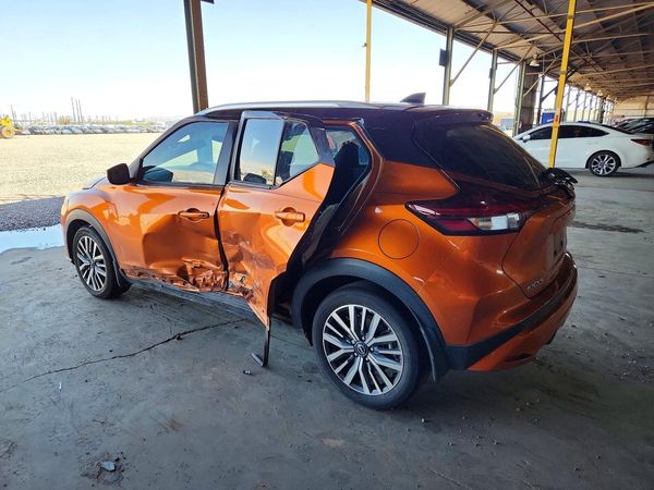 2024 NISSAN KICKS