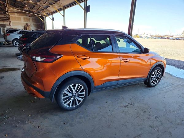 2024 NISSAN KICKS