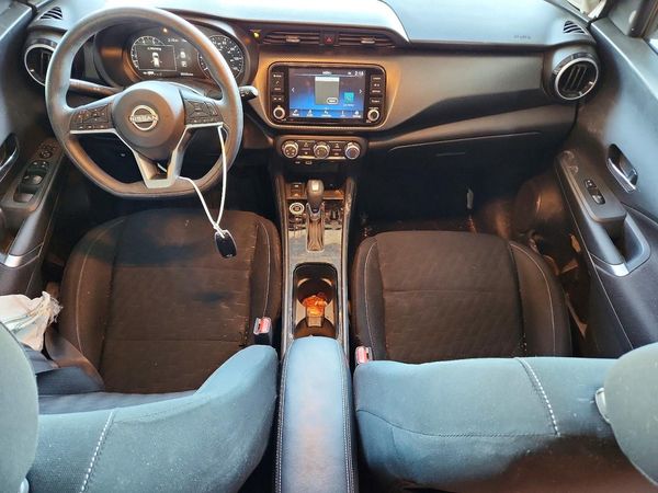 2024 NISSAN KICKS