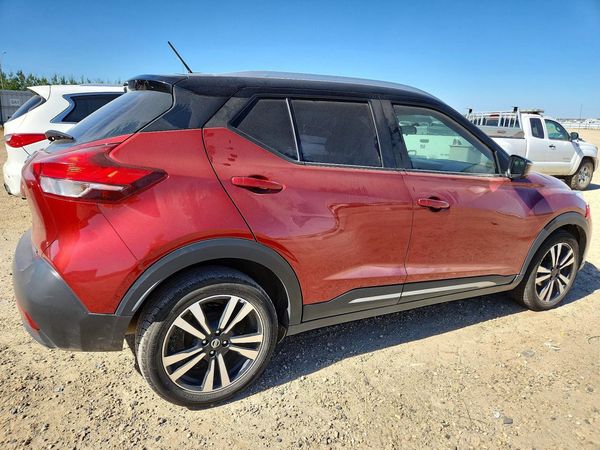 2019 NISSAN KICKS