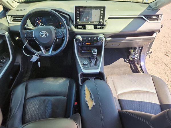 2020 TOYOTA RAV4 Limited HV