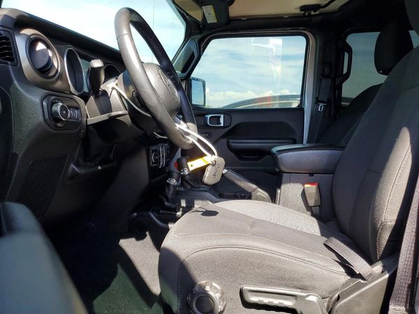 2018 JEEP WRANGLER UNLIMITED Unlimited Sport — DENT
