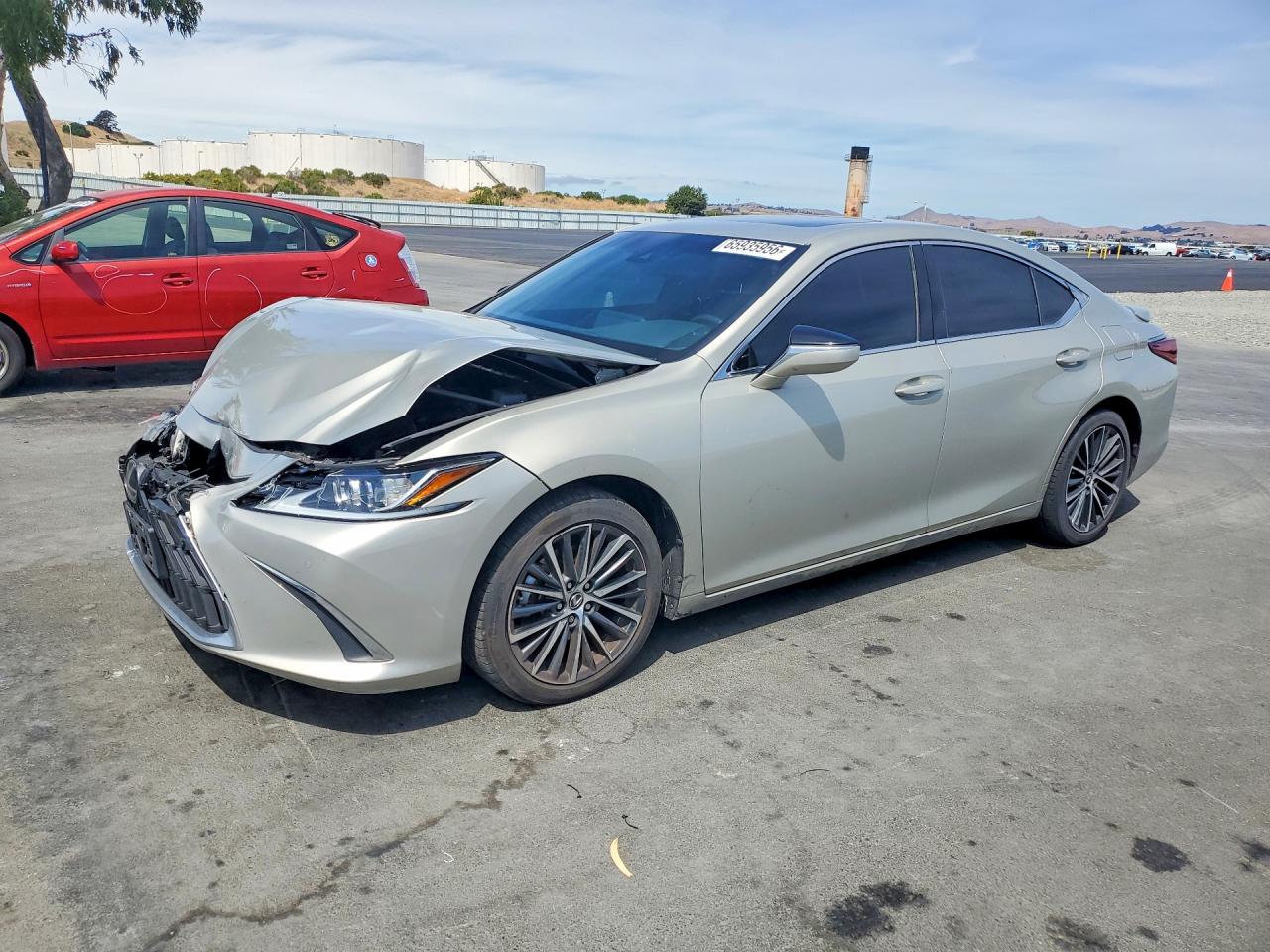 2023 LEXUS ES