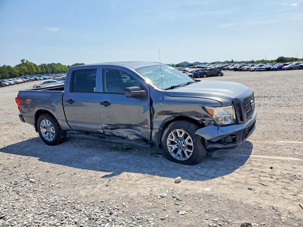 2018 NISSAN TITAN