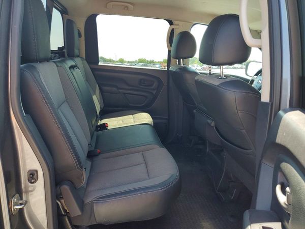2018 NISSAN TITAN