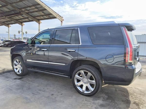 2019 CADILLAC ESCALADE Premium Luxury