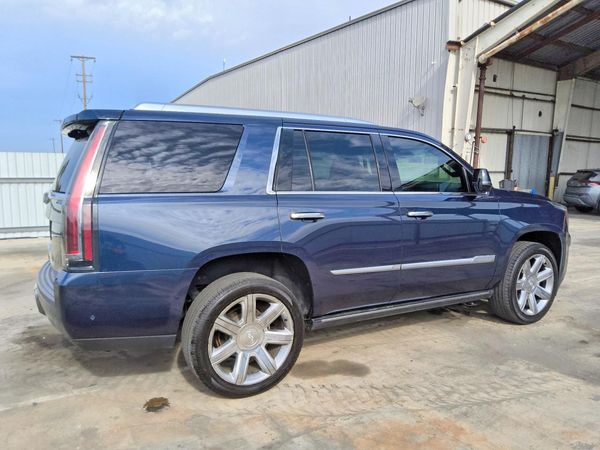 2019 CADILLAC ESCALADE Premium Luxury