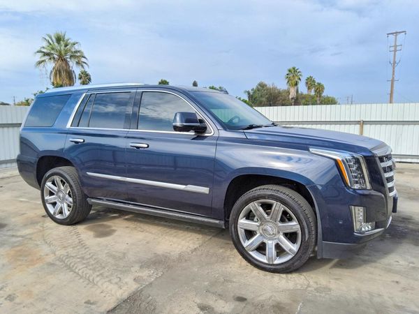 2019 CADILLAC ESCALADE Premium Luxury