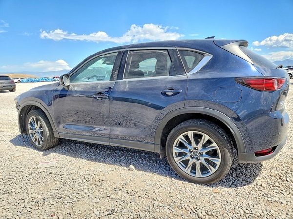 2019 MAZDA CX-5 Signature