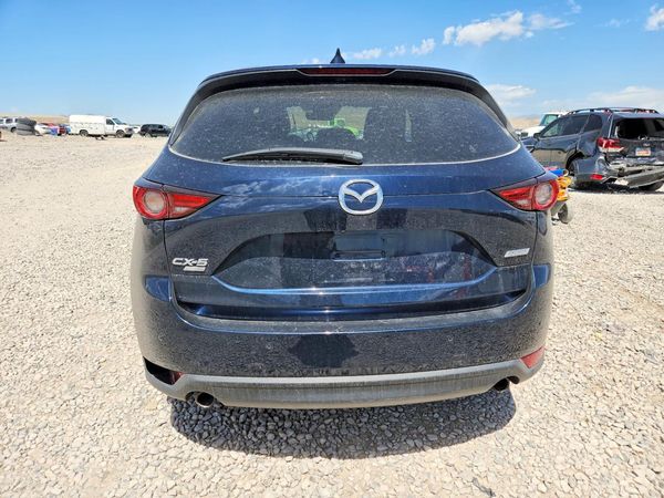 2019 MAZDA CX-5 Signature