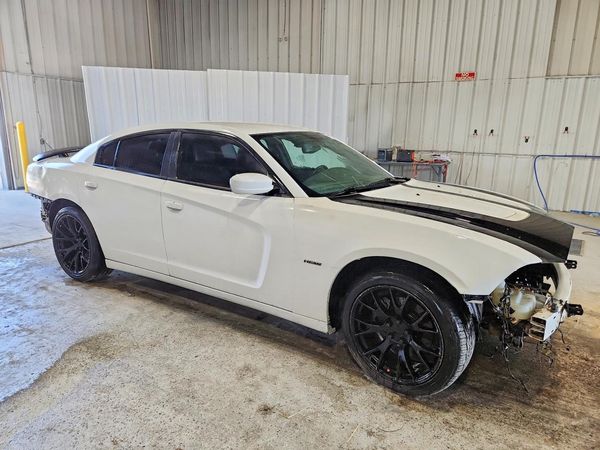 2014 DODGE CHARGER R/T — Passenger 3/4