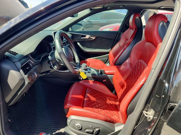 2019 AUDI S4 quattro Premium Plus