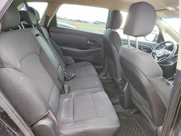 2015 KIA RONDO GL(Middle-low grade)