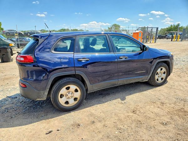 2015 JEEP CHEEROKEE Sport