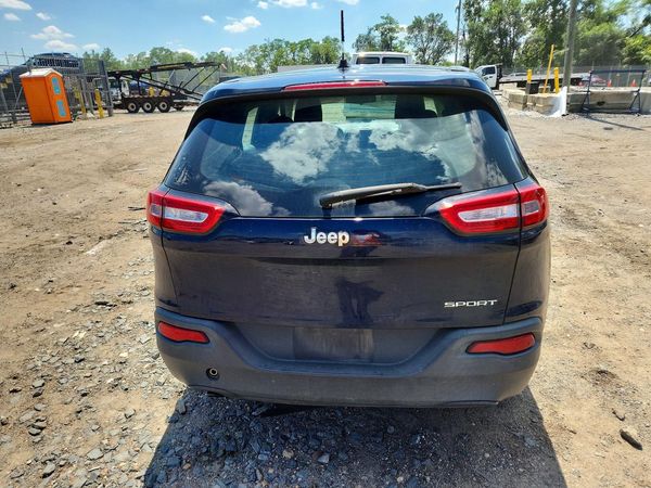 2015 JEEP CHEEROKEE Sport