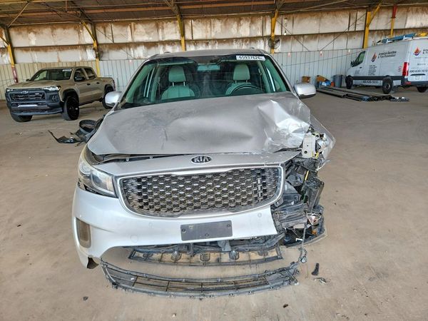 2017 KIA SEDONA LX