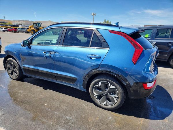 2023 KIA NIRO Wind
