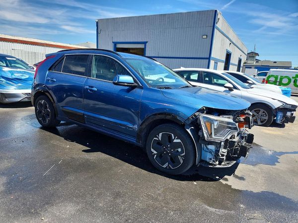 2023 KIA NIRO Wind