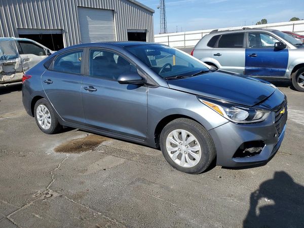 2019 HYUNDAI ACCENT SE and SEL