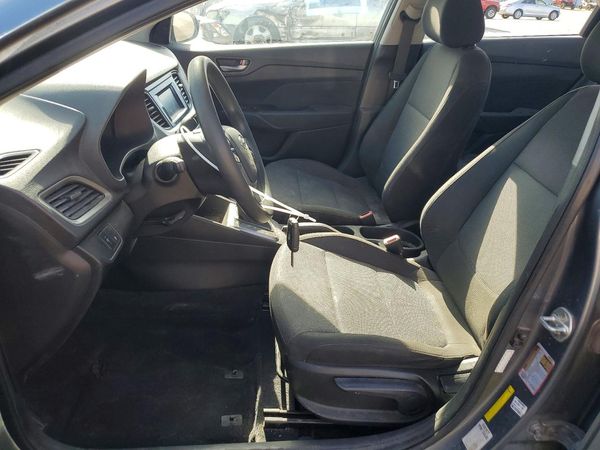 2019 HYUNDAI ACCENT SE and SEL
